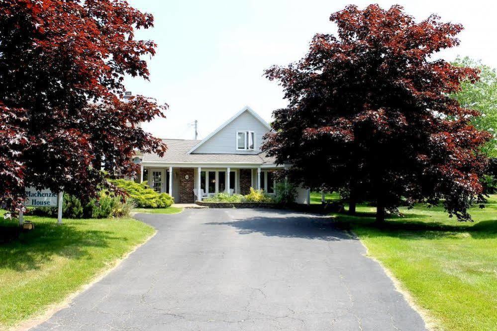 Mackenzie House B&B By Elevate Rooms Port Hawkesbury Eksteriør billede