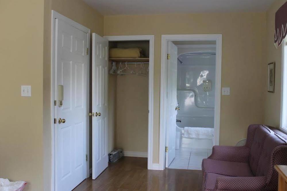 Mackenzie House B&B By Elevate Rooms Port Hawkesbury Eksteriør billede
