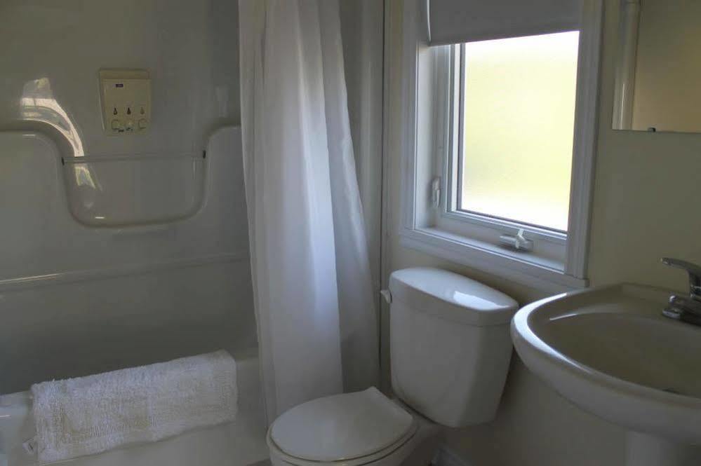 Mackenzie House B&B By Elevate Rooms Port Hawkesbury Eksteriør billede