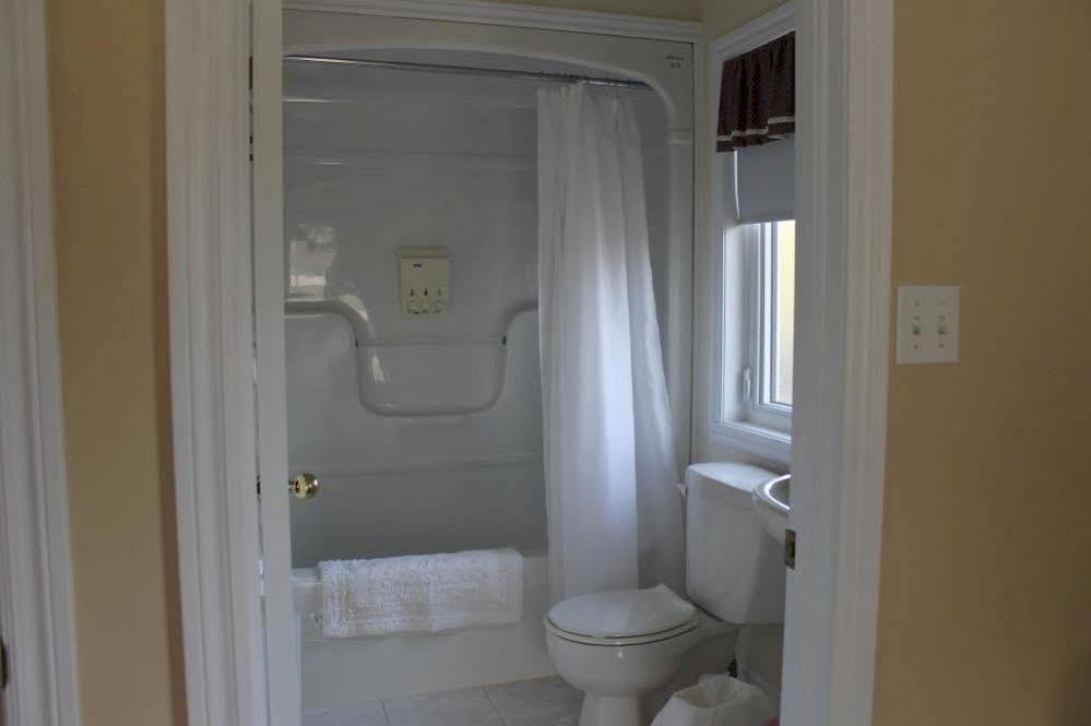 Mackenzie House B&B By Elevate Rooms Port Hawkesbury Eksteriør billede